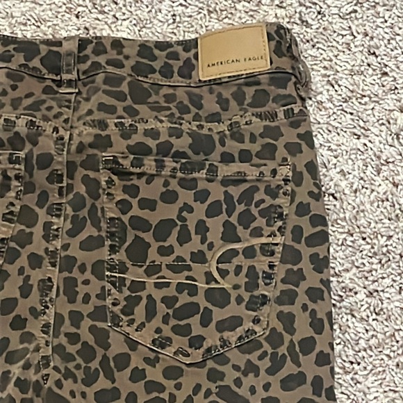 American Eagle Next Level Stretch Super Hi-Rise Jegging  Womens Jeans Size 4 - Picture 5 of 8